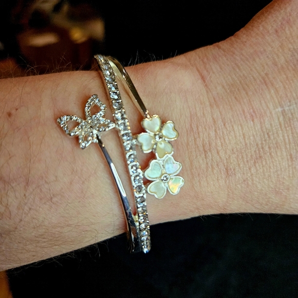 Anne Klein Jewelry - Anne Klein Silver Plated Bracelet with a Butterfly and Iridescent Flowers